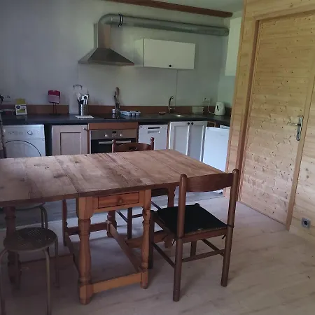 Apartment Votre Savoyard Avec Parking A La Telecabine Pour Skier Les 3 Vallees !