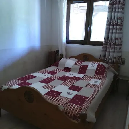 Apartment Votre Savoyard Avec Parking A La Telecabine Pour Skier Les 3 Vallees ! *